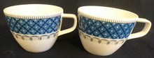 Lade das Bild in den Galerie-Viewer, 2er Set 2er KAFFEEGEDECKE - Porzellan, Geometrisches Strich Linien Rand Punkte Karo Motiv Dekor
