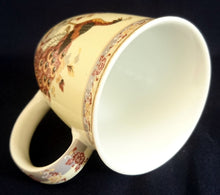 Lade das Bild in den Galerie-Viewer, KAFFEETASSE ~POTT - Porzellan, Pfau Vogel Blumen Flora Fauna Motiv Dekor, 24ct (Hartvergoldet)
